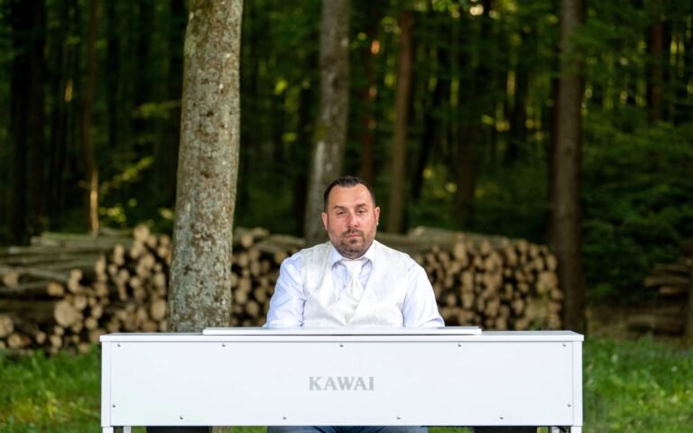 kulcsarzsolt_zongoramuvesz_0008